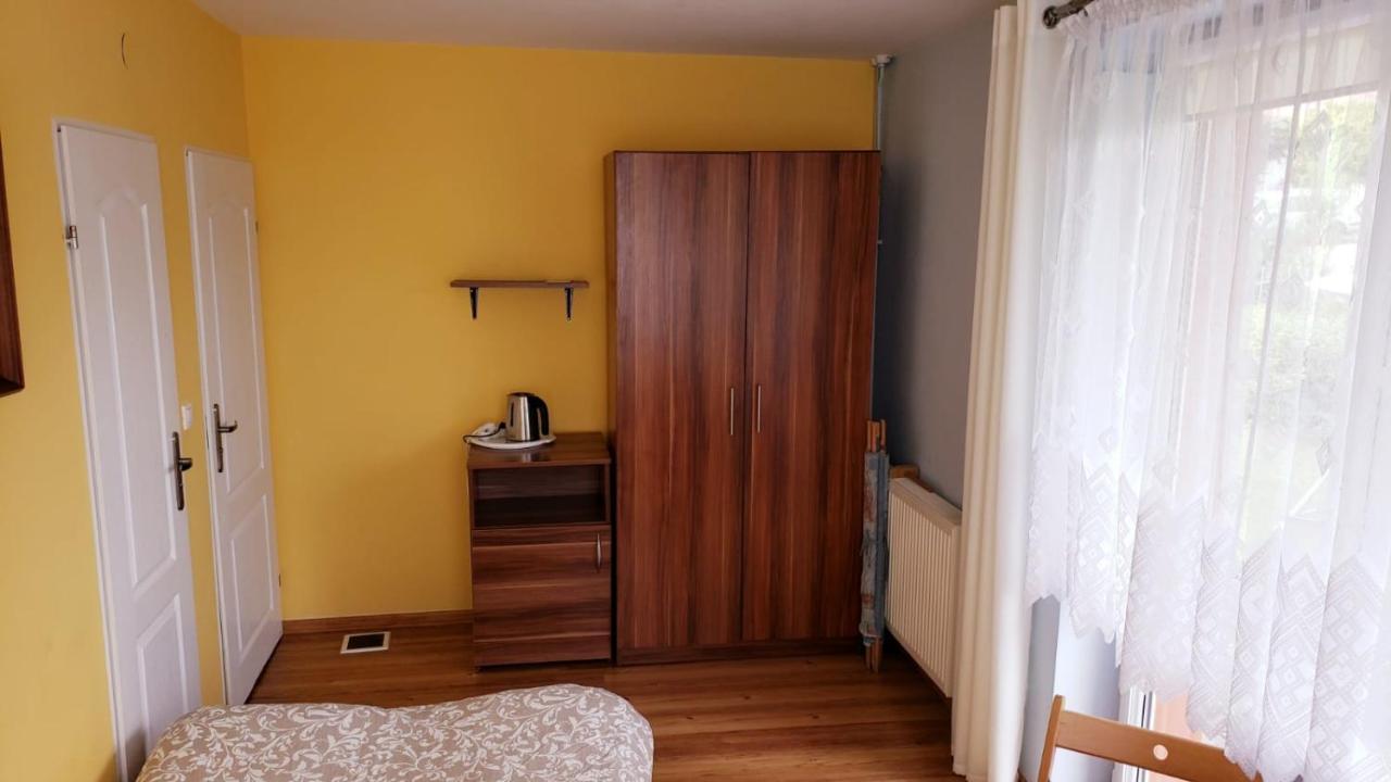 Willa Wega - Pokoje Goscinne I Domki Sianozety Bagian luar foto